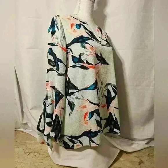 Chaus Womens "Fanciful Tropics-Marine Salt" Green V-Neck Blouse Size Small NWT - Picture 5 of 14